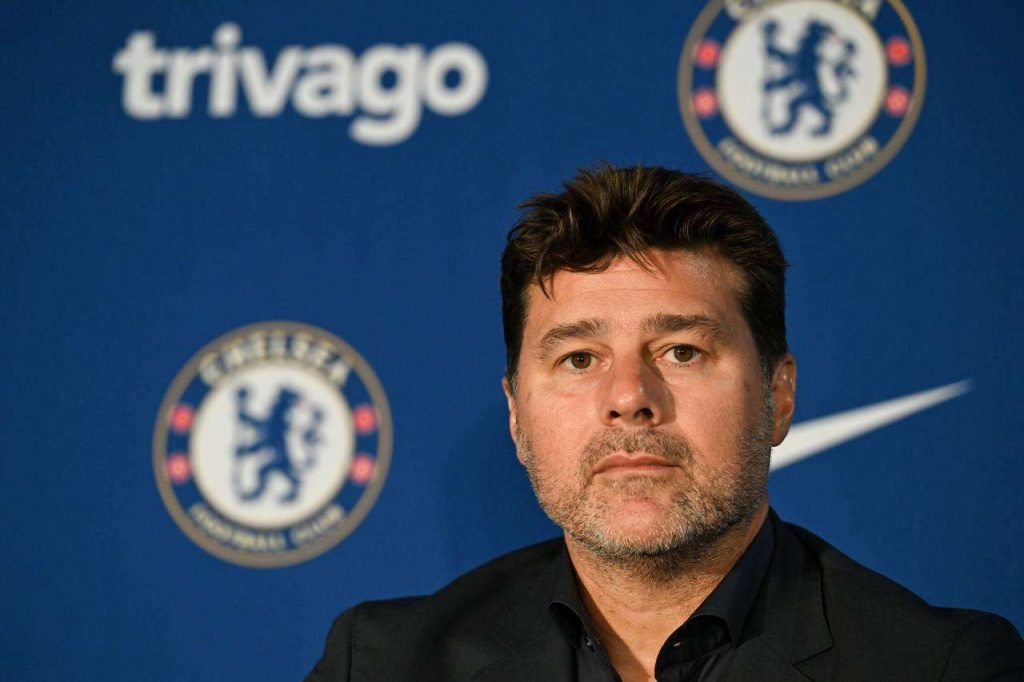 Pochettino hints on £100M Chelsea linked striker. 2