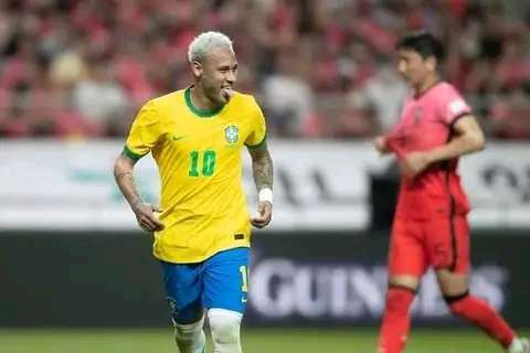Official: Brazil national team squad for the upcoming world cup qualifiers in September. 2