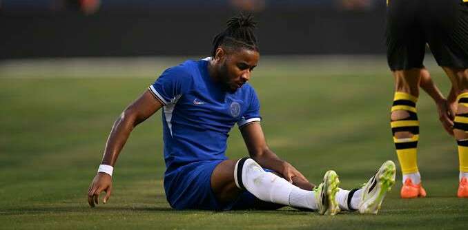 Injury Update: Nkunku suffers meniscus damage on his left knee. 1