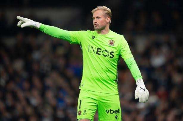 Chelsea eye a 36yr old goalkeeper as potential Kepa replacement. 2