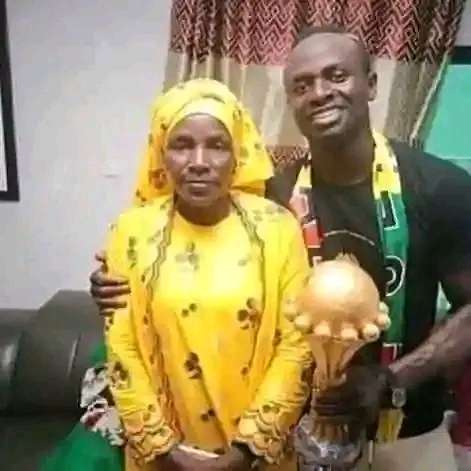 Sadio Mane's Mum, “Mane's decision to move to Al nassr is the best decision he made in his life." 2