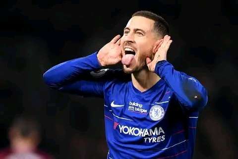 “The Best player in the world for me was Eden Hazard ". - Dejan Kulusevski. 4