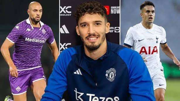 Manchester United secure loan deals for Amrabat and Reguilon. 1