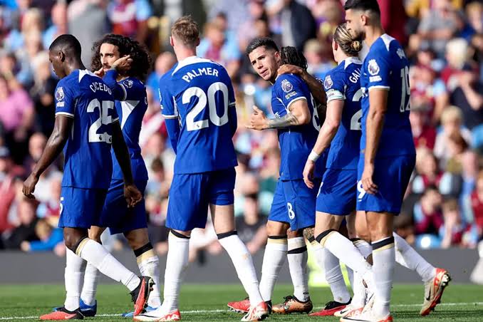 Chelsea daily briefing: Chalobah expected to leave, James is back, Gallagher and Silva contract situation. 2