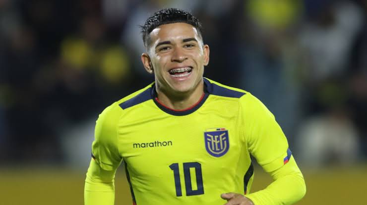 Who is Kendry Paez? The untold biography of the Ecuadorian wonder kid signed by Chelsea. 11