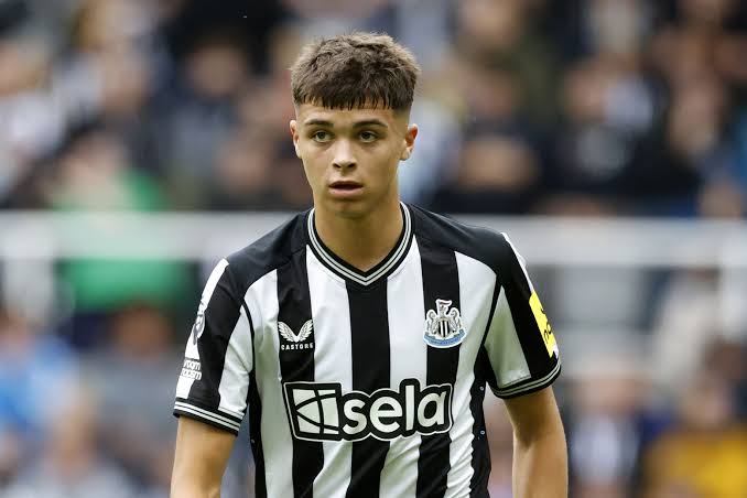 Who is Lewis Miley? Player profile, childhood life, career build up and lifestyle. 1