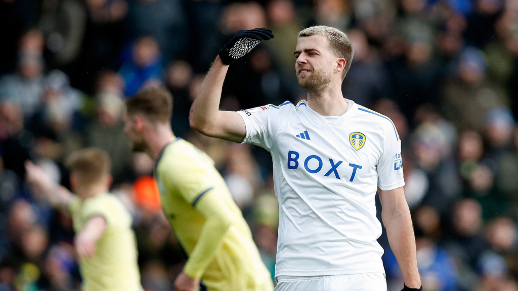The chances of Patrick Bamford leaving Leeds United become clearer. 2