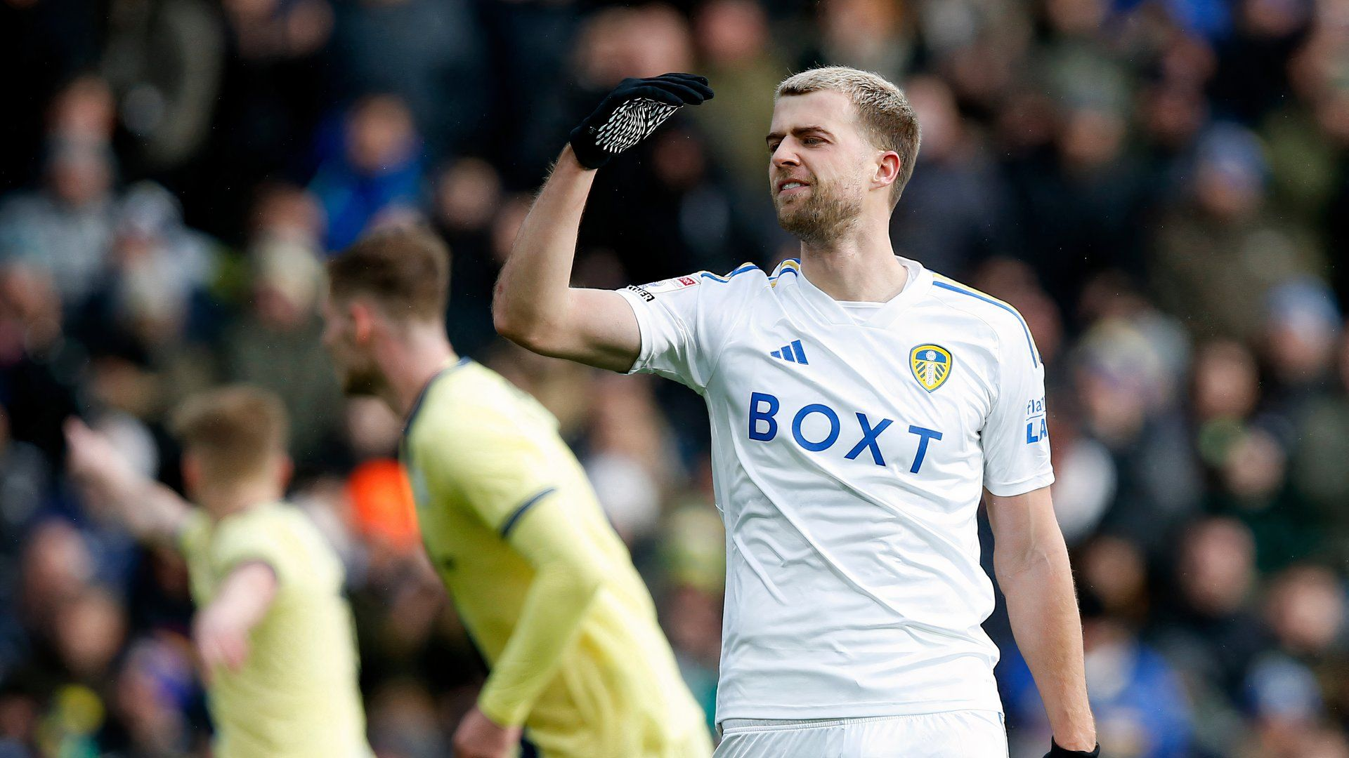 The chances of Patrick Bamford leaving Leeds United become clearer. 3