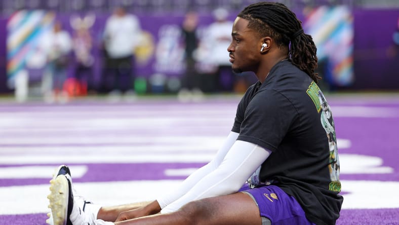 "Dallas Turner Debate: Should the Vikings Risk It All for the Alabama Star?" 9