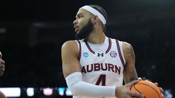 From Paint to Perimeter: Auburn’s Johni Broome Unleashes a New Weapon with Sharpened 3-Point Shot 5
