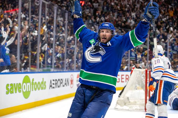 **J.T. Miller Agrees to Signing with Boston Bruins After Turning Down Lucrative Offers** 4
