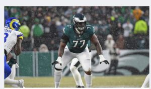 Bears Make Bold Move: Chicago Targeting $40M Super Bowl Champion Mekhi Becton to Protect Caleb Williams 1