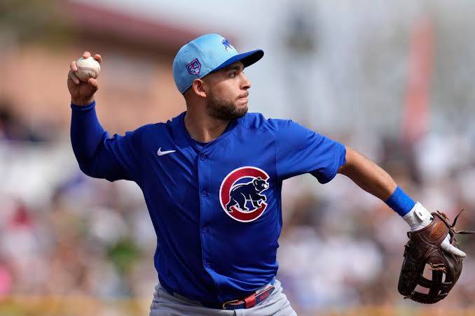 **"Mets Make Bold Statement: Nick Madrigal Signs Lifetime Deal, Will Stay Until Retirement"** 4