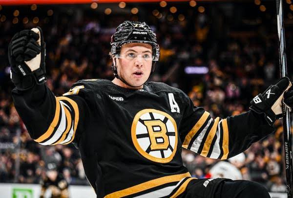 Charlie McAvoy Announces Shocking Departure from Boston Bruins After Reported Clash with Head Coach 3