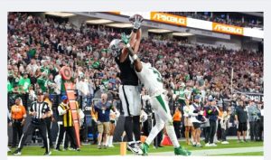 BEARS' SECRET WEAPON UNLEASHED: COLE KMET EMERGES AS NFL’S MOST VERSATILE TIGHT END!. 1