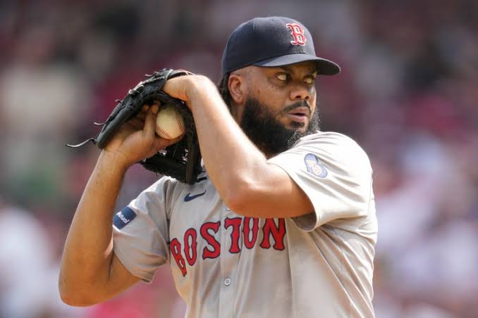 *"BOSTON BOMBSHELL: Kenley Jansen Comes Back to Red Sox in Shocking Move!"* 9