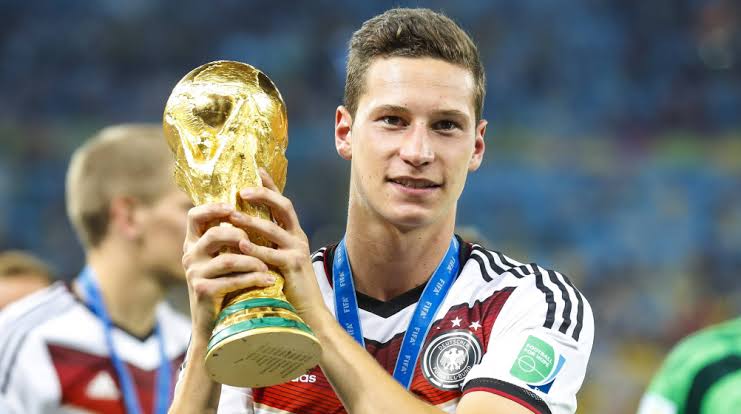 *JULIAN DRAXLER KEHRT ZURÜCK ZU FC SCHALKE 04 MIT EINEM 5-JÄHRIGEN VERTRAG* 3