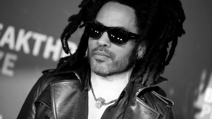 *LENNY KRAVITZ UNDERGOES THROAT SURGERY, MUSIC CAREER HANGS IN THE BALANCE* 4