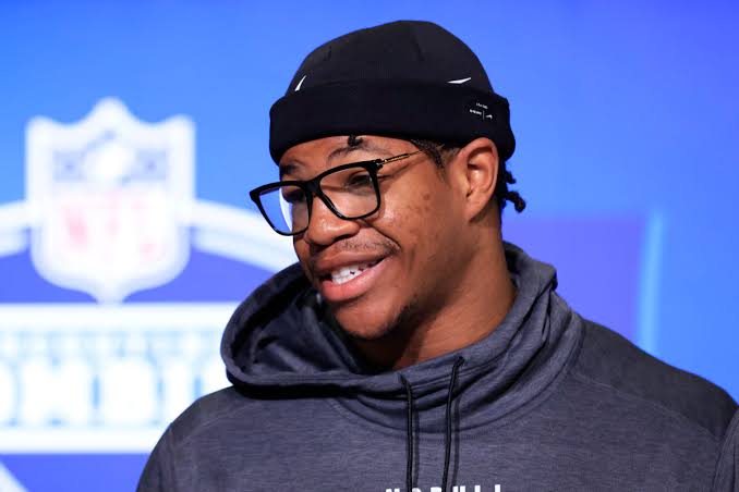 *DID NOLAN SMITH JUST ANNOUNCE A COME BACK, MAKES STUNNING RETURN TO GEORGIA BULLDOGS, BOOSTS TEAM'S NATIONAL CHAMPIONSHIP HOPES* 2