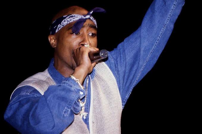 *UNRELEASED TU PAC SONG AND ALBUM DISCOVERED, FANS CALL IT "A MESSAGE FROM BEYOND"* 3