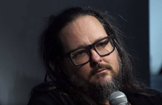 "KORN WITHOUT KORN? Jonathan Davis' Departure Sparks Panic Among Fans and Raises Questions About Band's Future"* 6