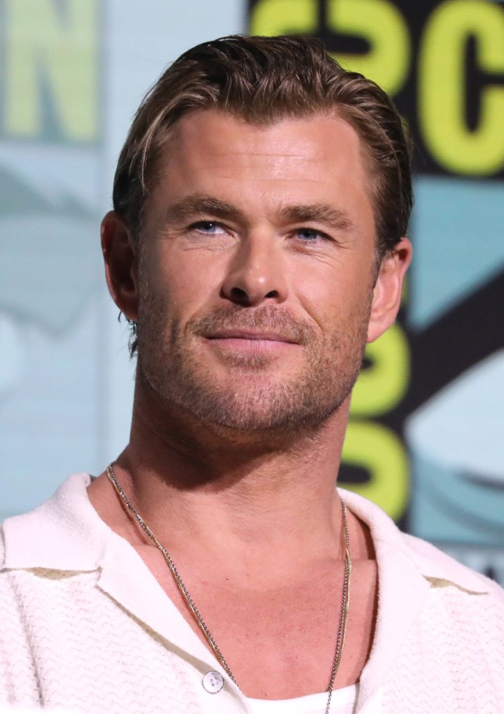 **Chris Hemsworth and Kylie Minogue Spark Engagement Rumors: A Deep Dive into Their Relationship** 8