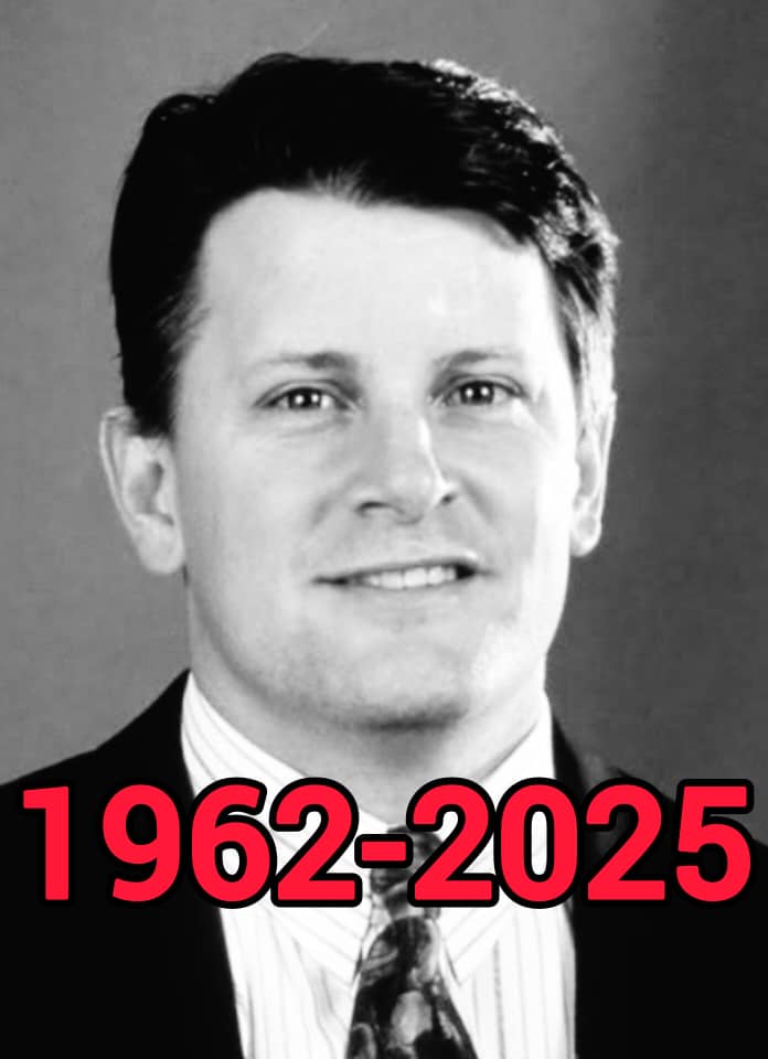  **Hockey World Mourns: Legendary Former Colorado Avalanche Head Coach Dies After Brief Illness** 4