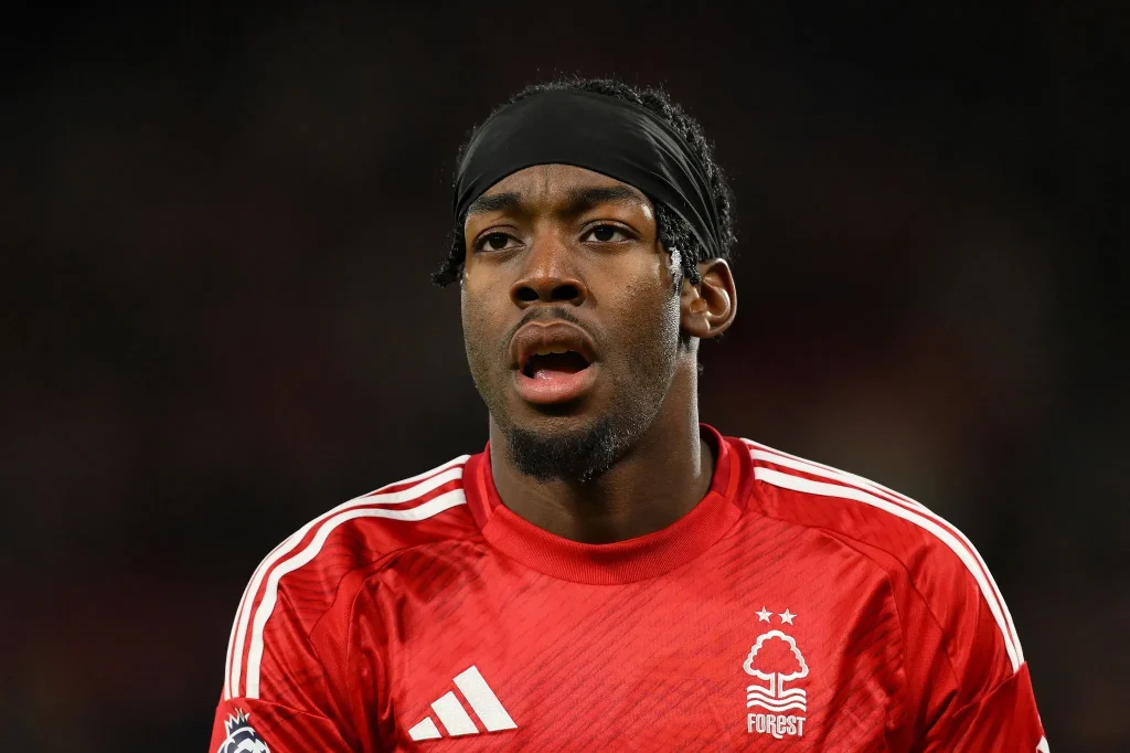 Elanga Confirms Nottingham Forest Exit, Citing Racism Behind the Scenes 5